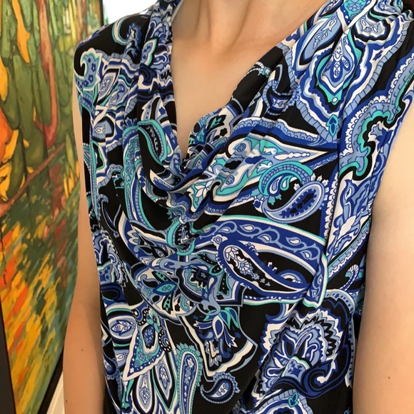 Cute Summer Dress Drapes really nicely on body - Picture 5 of 6